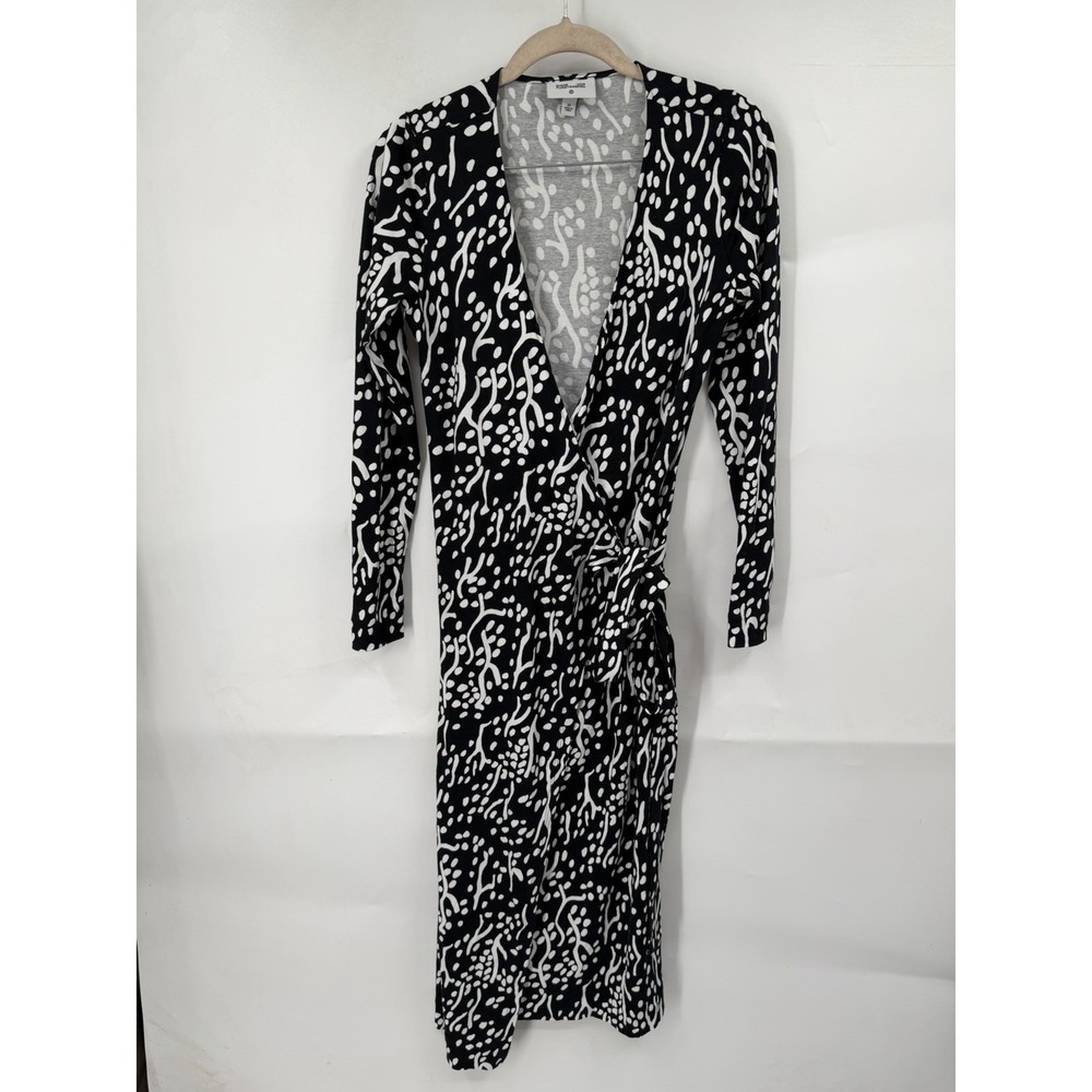 Dian Von Furstenburg Target Wrap Dress Sz XS Black White‎ Mature Beach Tropical